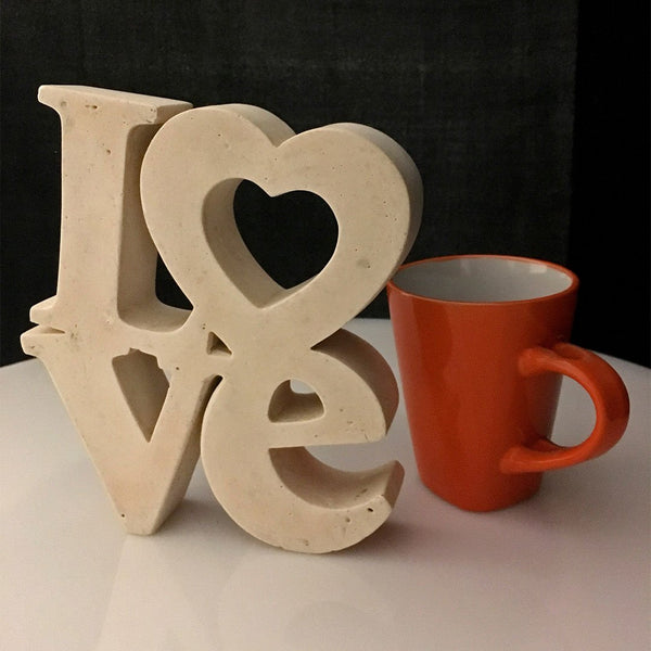 Escultura Letras Love Arena - Camaleon-art - concrete shop art