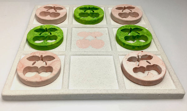 Merchandising juego de mesa 3 en raya - Camaleon-art - concrete shop art