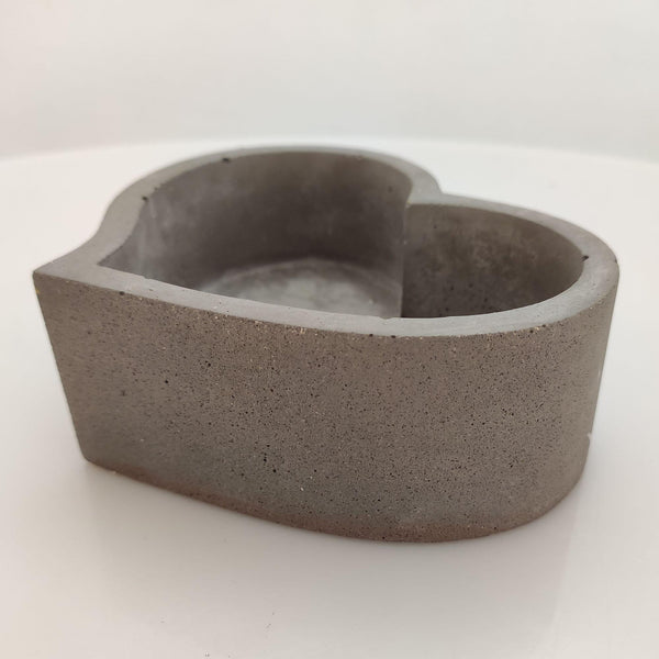 Corazón cofre maceta cemento - Camaleon-art - concrete shop art