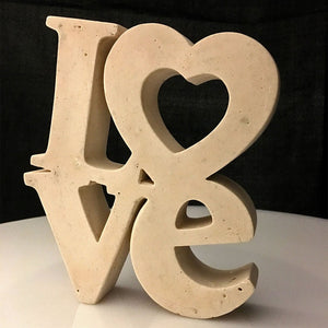 Escultura Letras Love Arena - Camaleon-art - concrete shop art