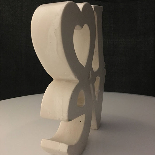 Escultura letras Love Marfil - Camaleon-art - concrete shop art