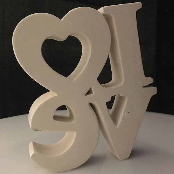 Escultura letras Love Marfil - Camaleon-art - concrete shop art