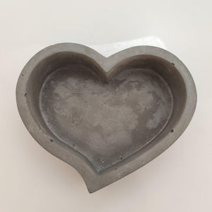 Corazón cofre maceta cemento - Camaleon-art - concrete shop art