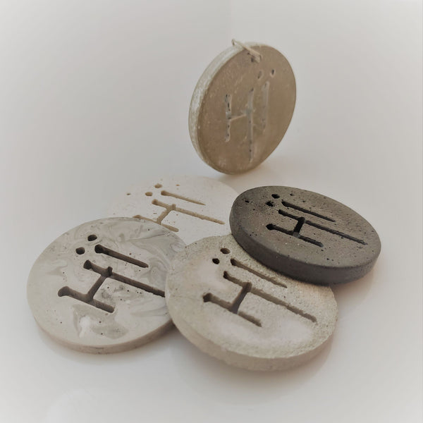 Medallones merchandising - Camaleon-art - concrete shop art